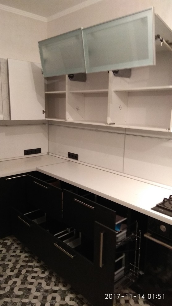 Кухня с фасадами в итальянском пластике ARPA