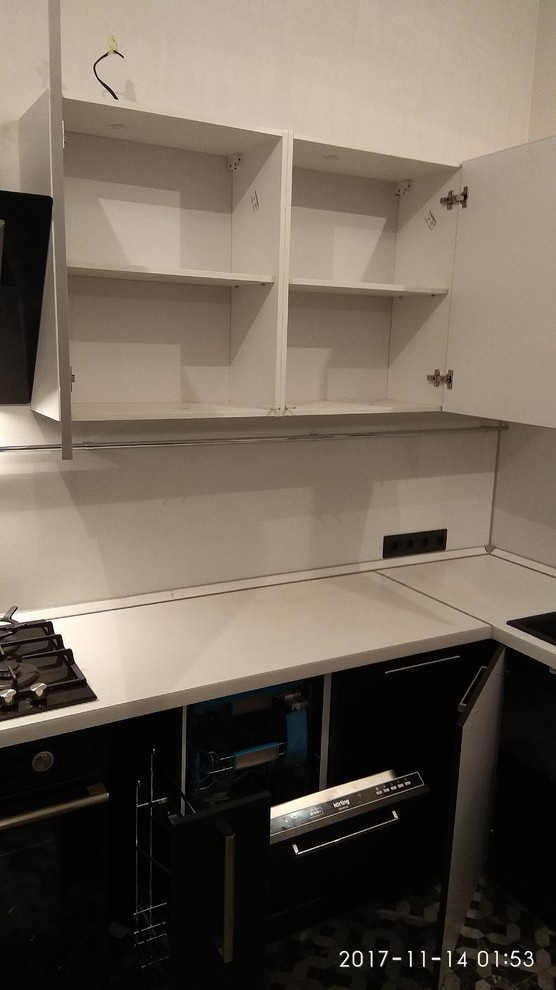 Кухня с фасадами в итальянском пластике ARPA