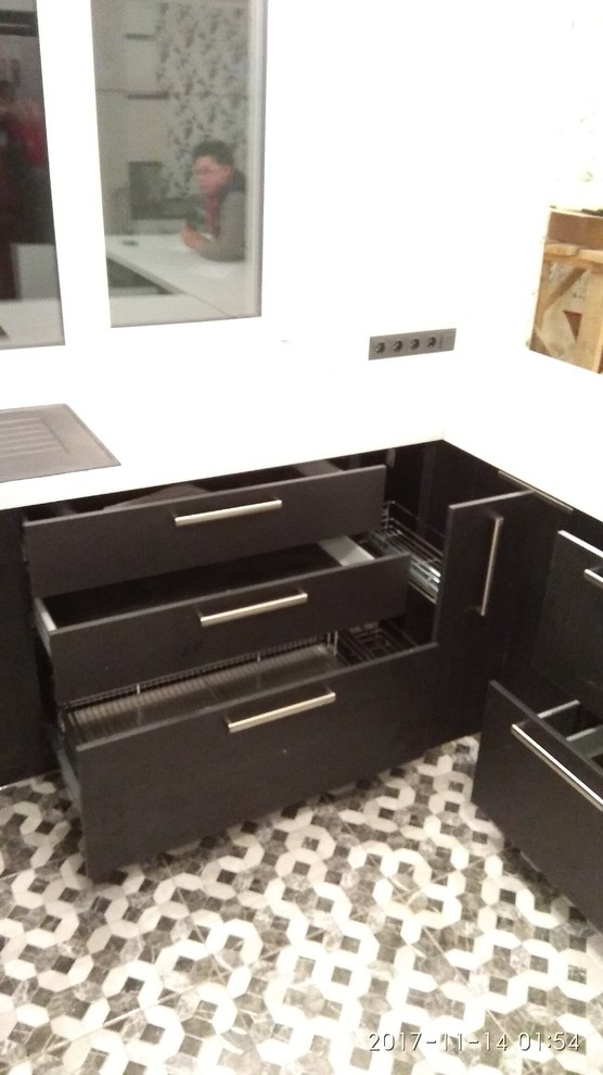 Кухня с фасадами в итальянском пластике ARPA