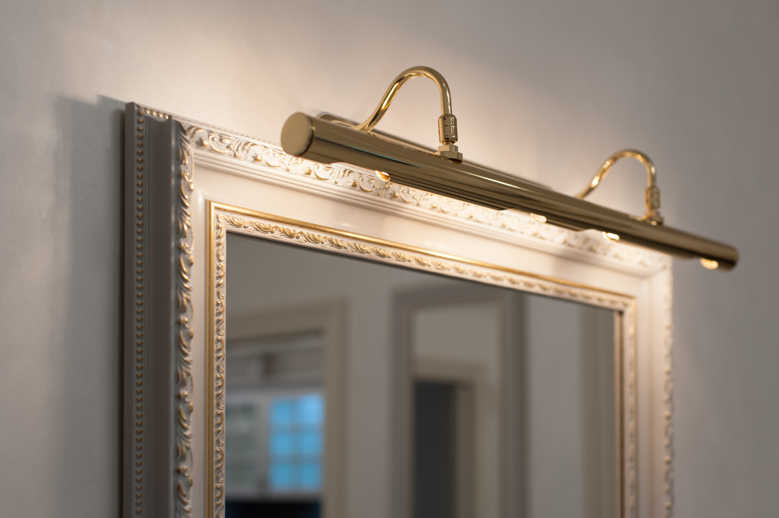 Реализованный проект квартиры в стиле итальянской классики в центре Петербурга