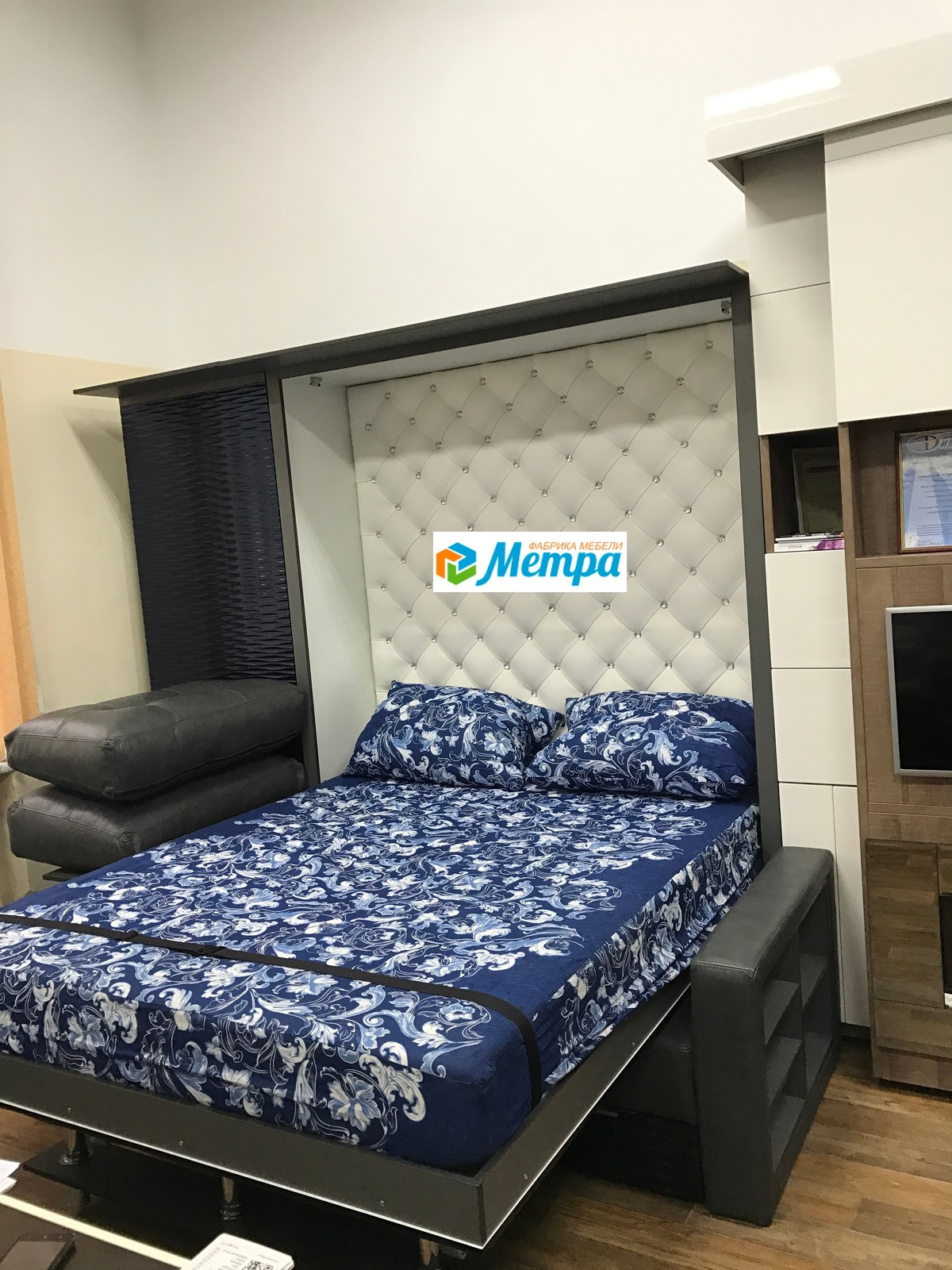 Шкаф кровать трансформер с диваном. Wall bed and sofa