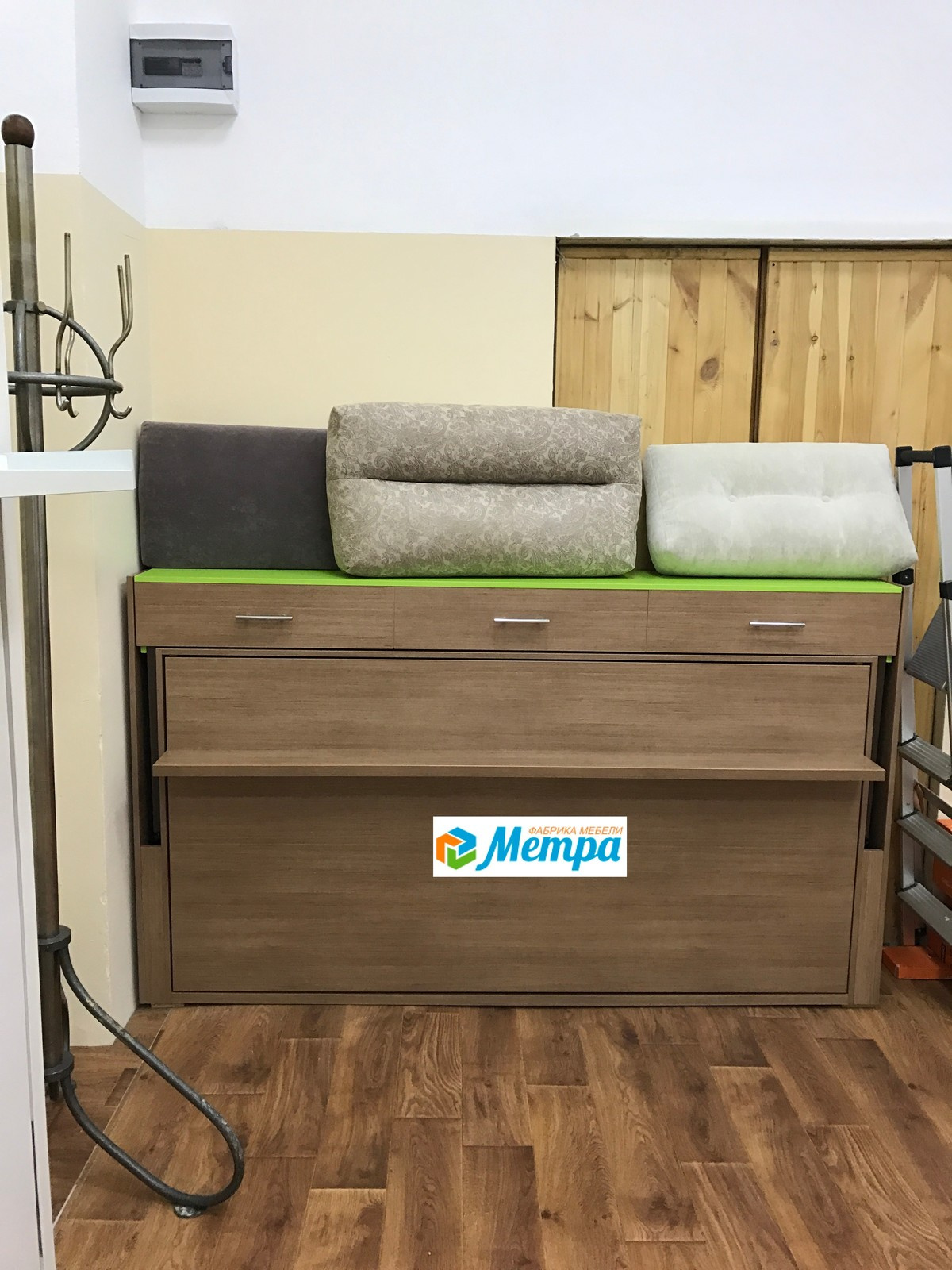 Шкаф кровать трансформер с диваном. Wall bed and sofa