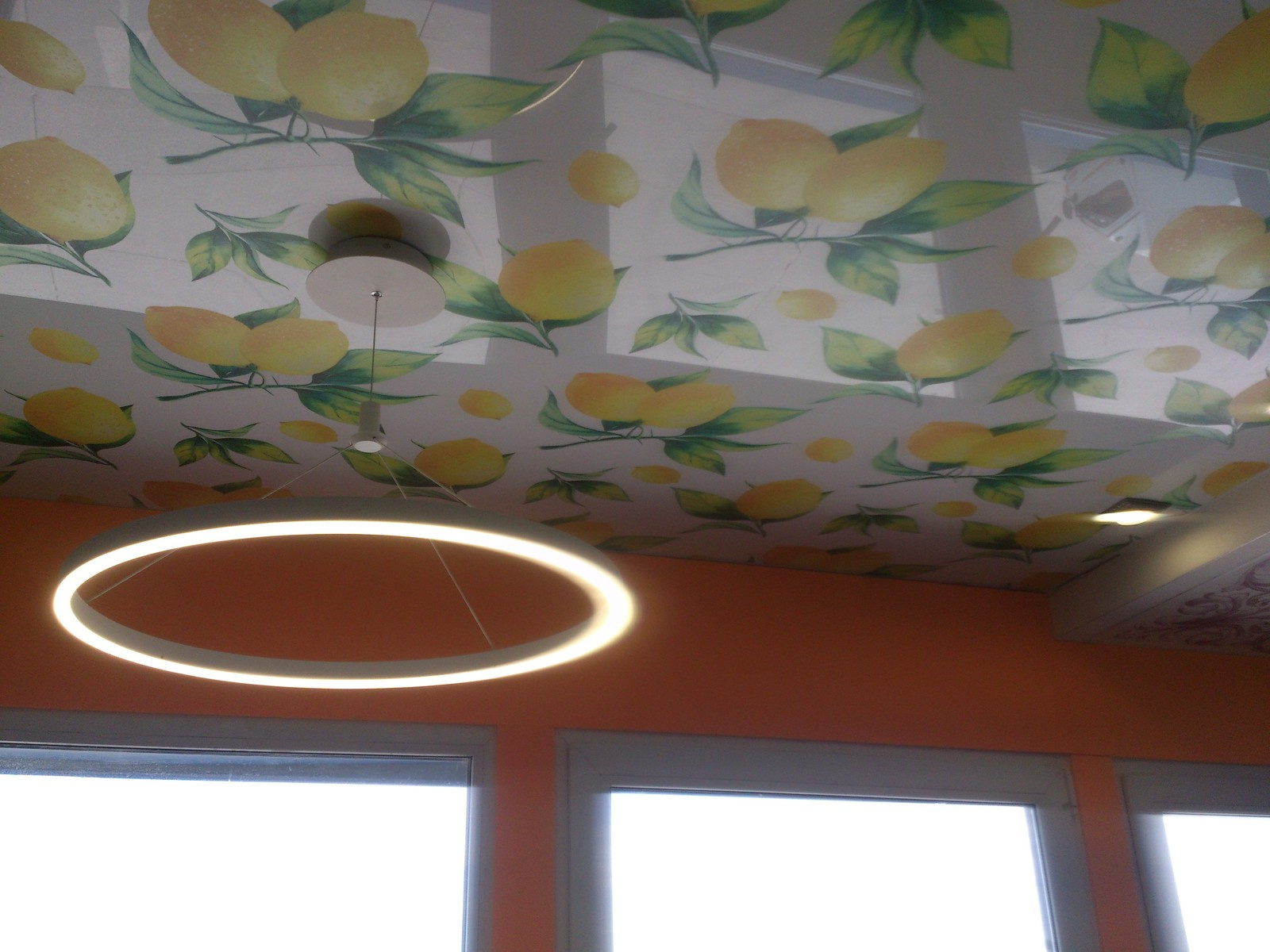 натяжные потолки