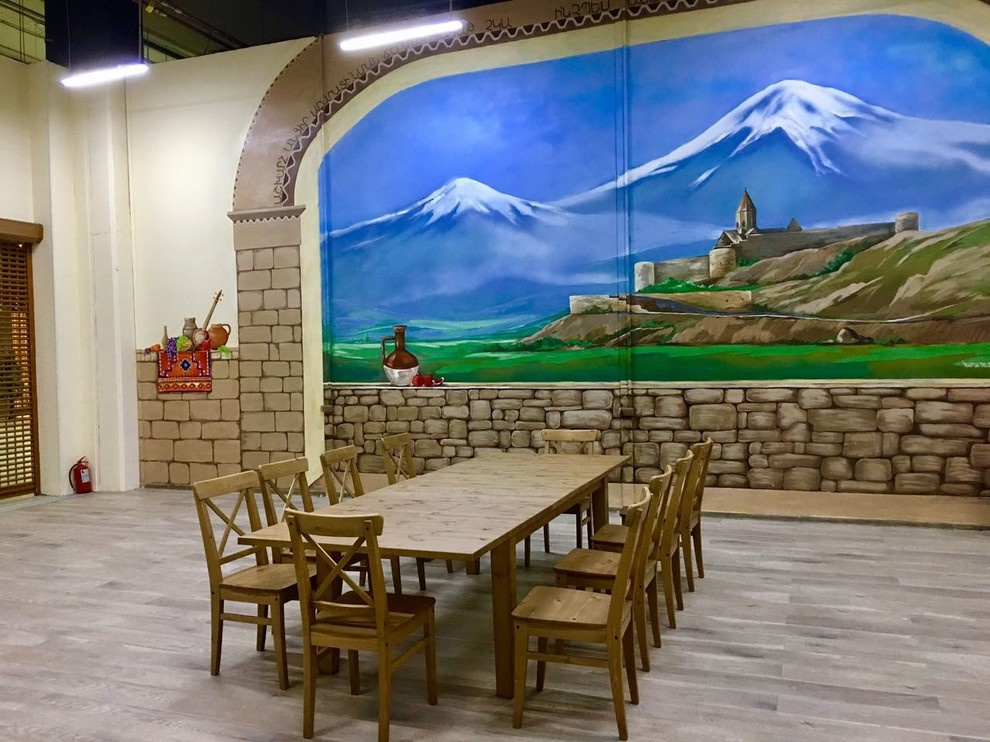 Обложка проекта: Роспись стен в торговом павильоне "Армения"