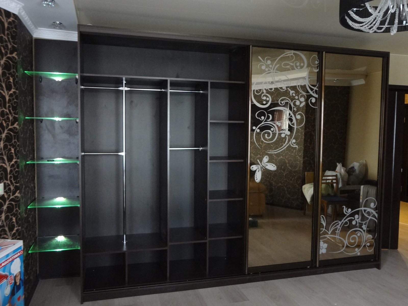 Обложка проекта: Шкаф с пескоструем