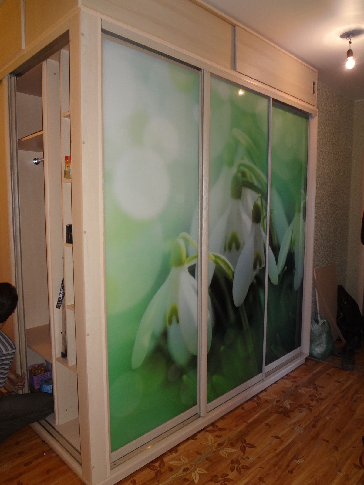 Шкаф угловой с фотопечатью