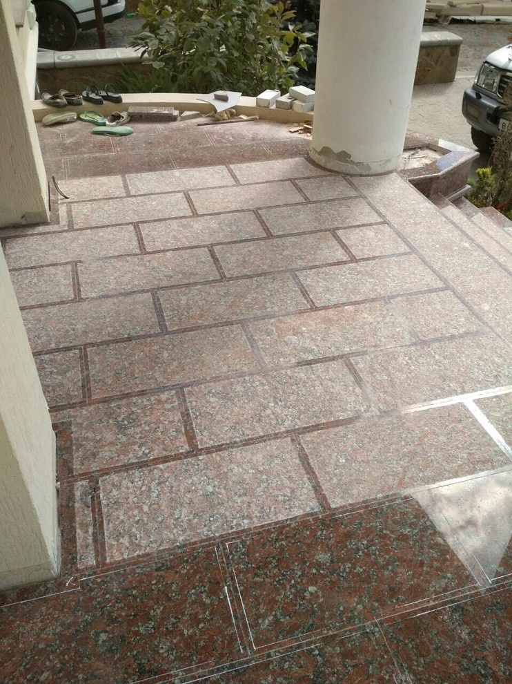 применение разных видов камня в одном доме