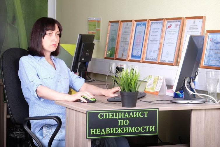 Обложка проекта: агентство недвижимости