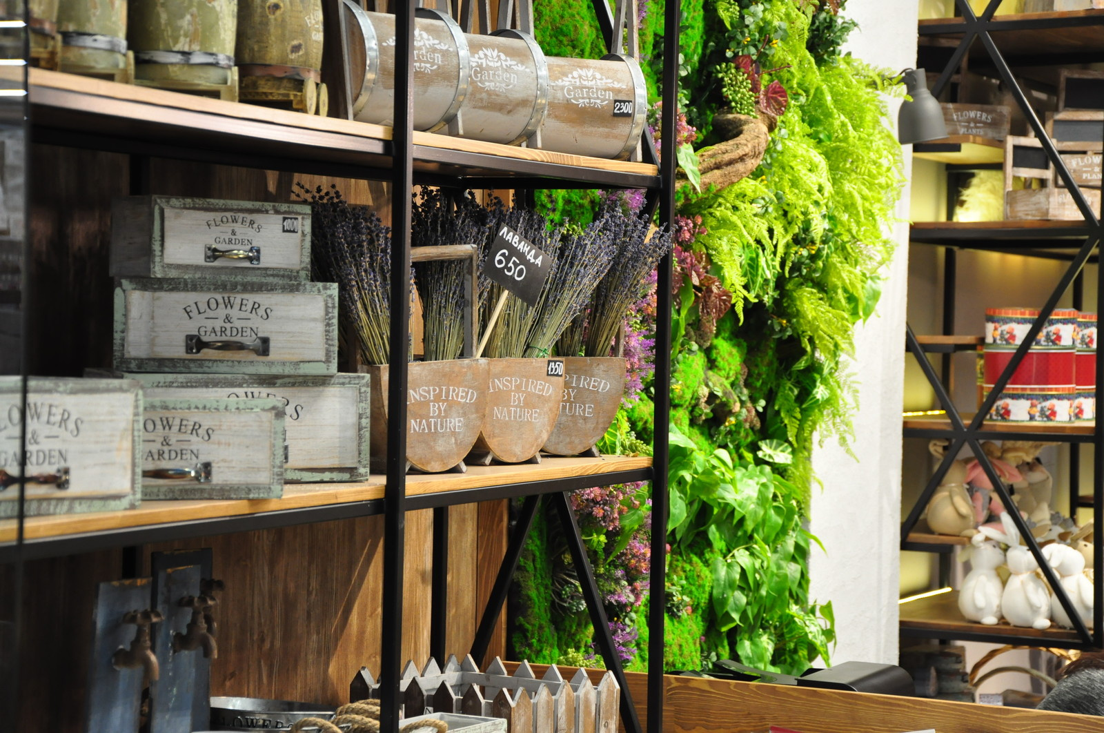 Студия цветов ''La Rose" в ТЦ Галактика, г.Барнаул