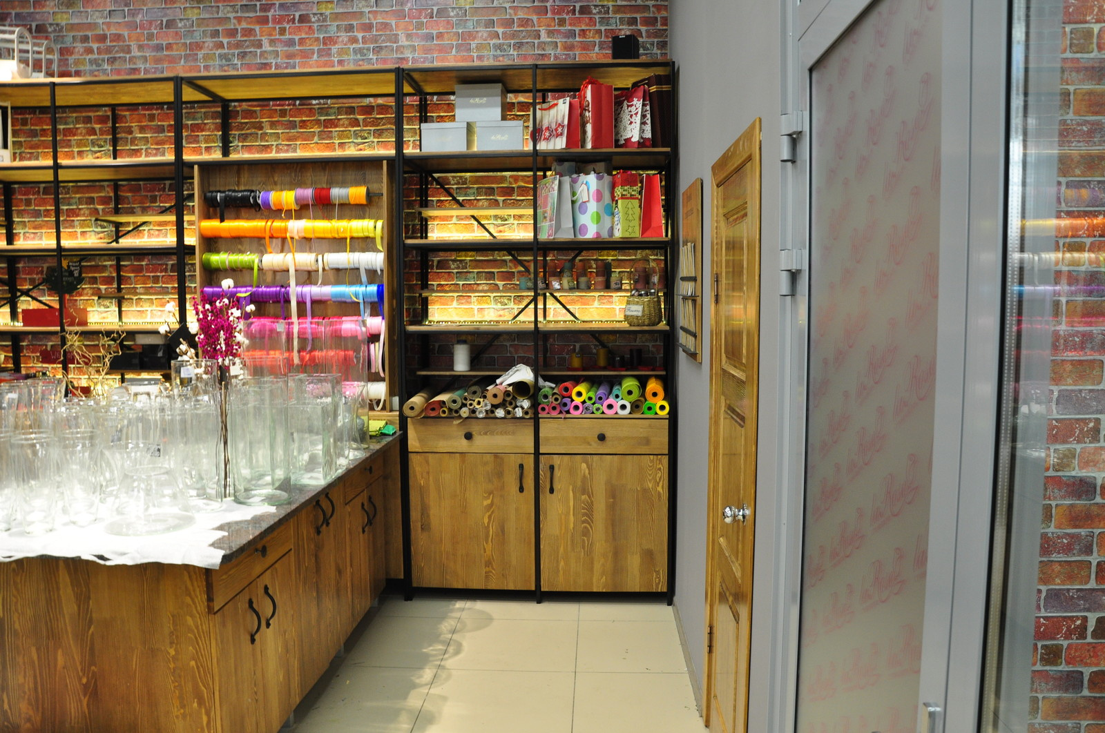 Студия цветов ''La Rose" в ТЦ Галактика, г.Барнаул