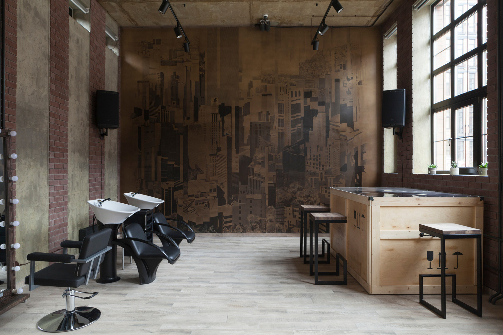 Loft Space 17