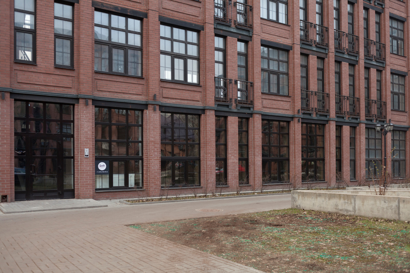 Loft Space 17