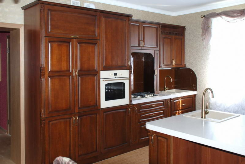 Кухня в загородном доме