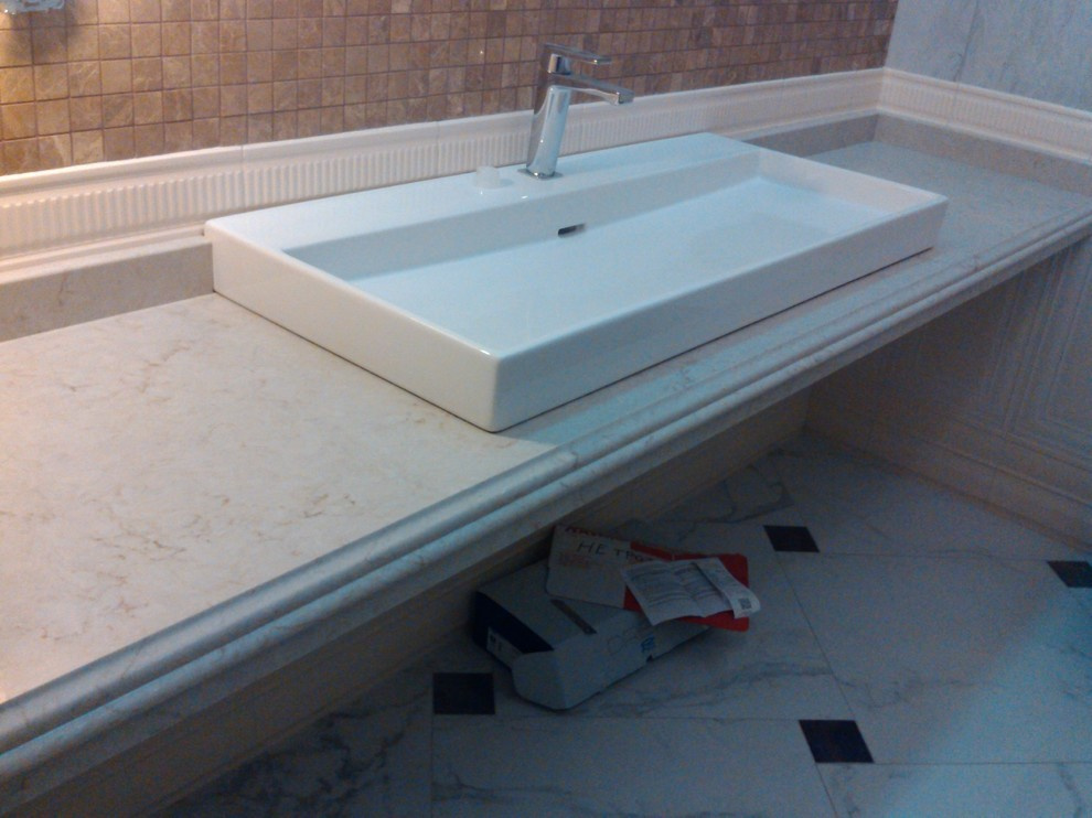 Подвесная столешница из кварцевого композита Caesarstone