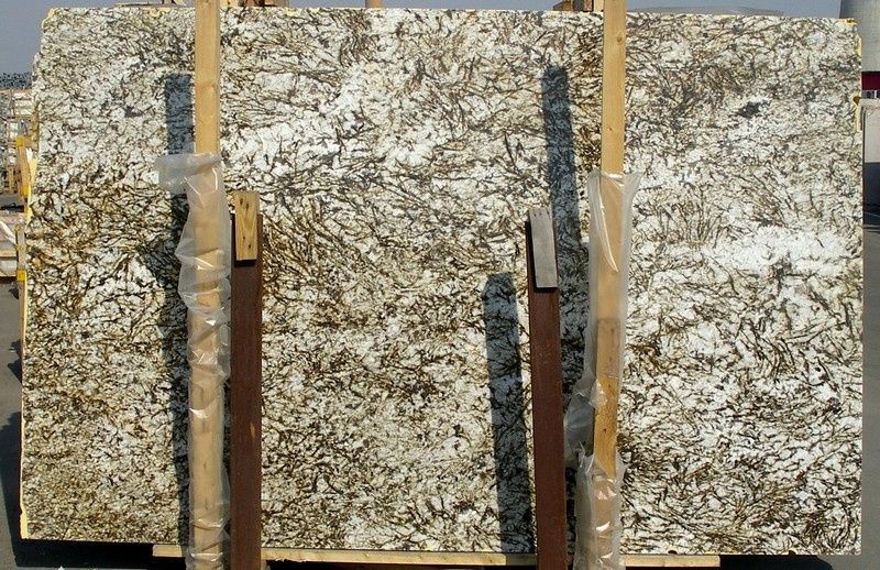 Фотографии гранита