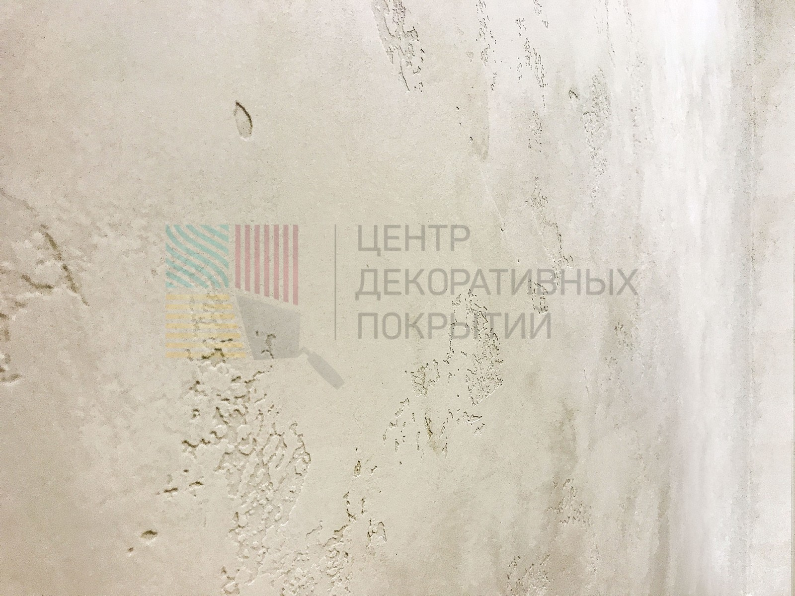 Обложка проекта: Кухня в узорчатых трещинках и прихожая в Травертине"