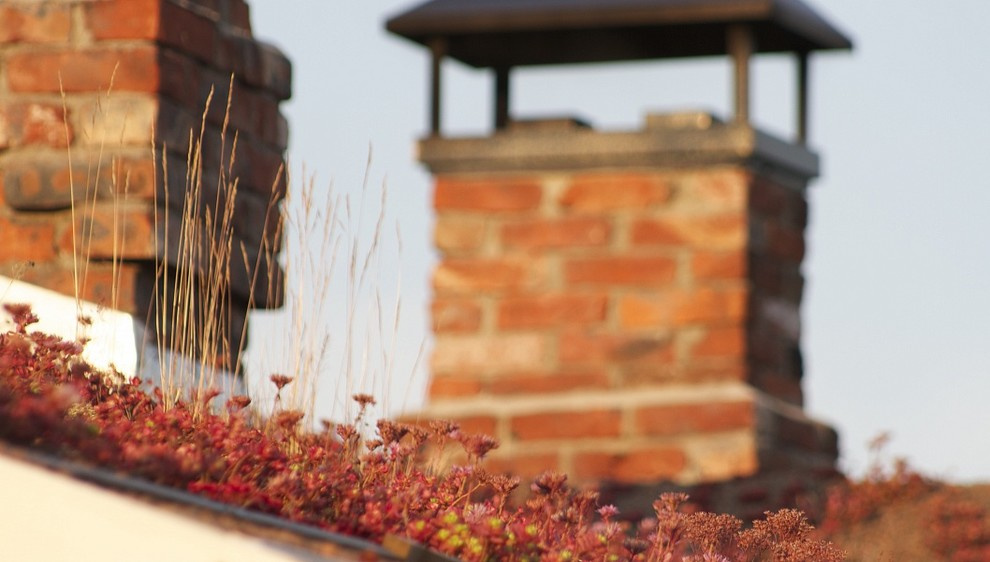 Дом в скандинавском стиле с баней, гостевой комнатой и мастерской. Благодаря оче