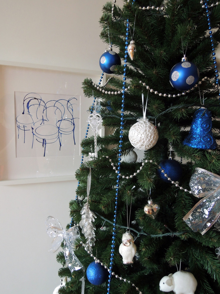 Из разных объектов