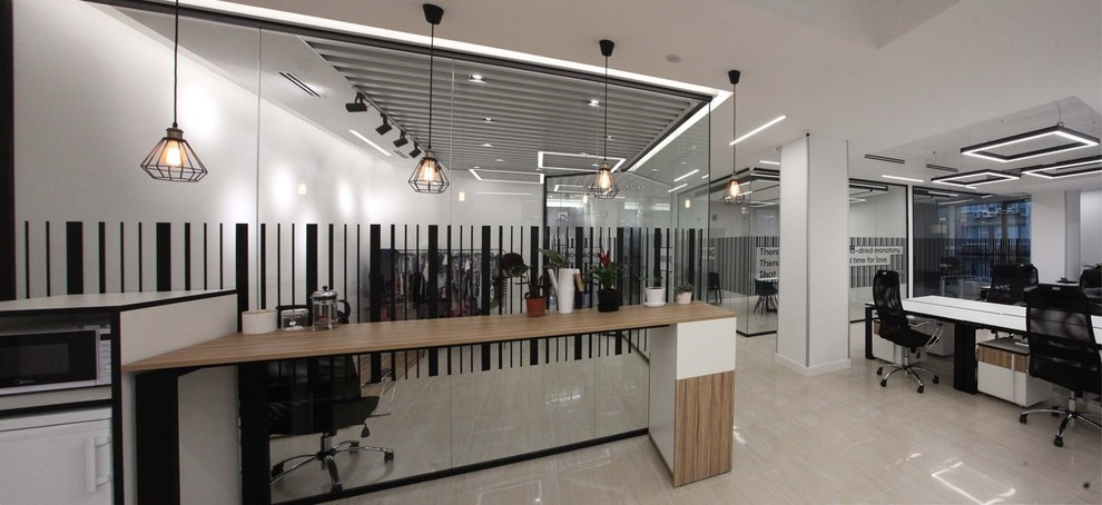 Обложка проекта: Офис компании INDENFINI