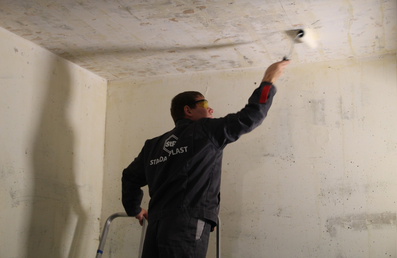 Звукоизоляция потолка в жилом помещении