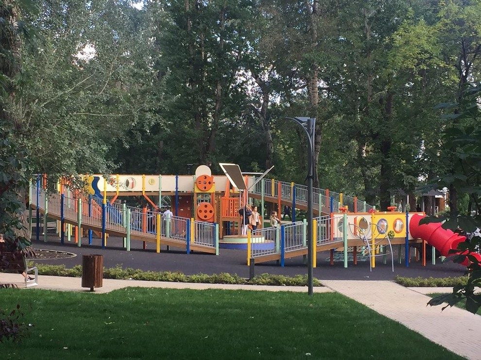 Детский парк Пресненский (г.Москва, ул. Дружинниковская, 11/2)