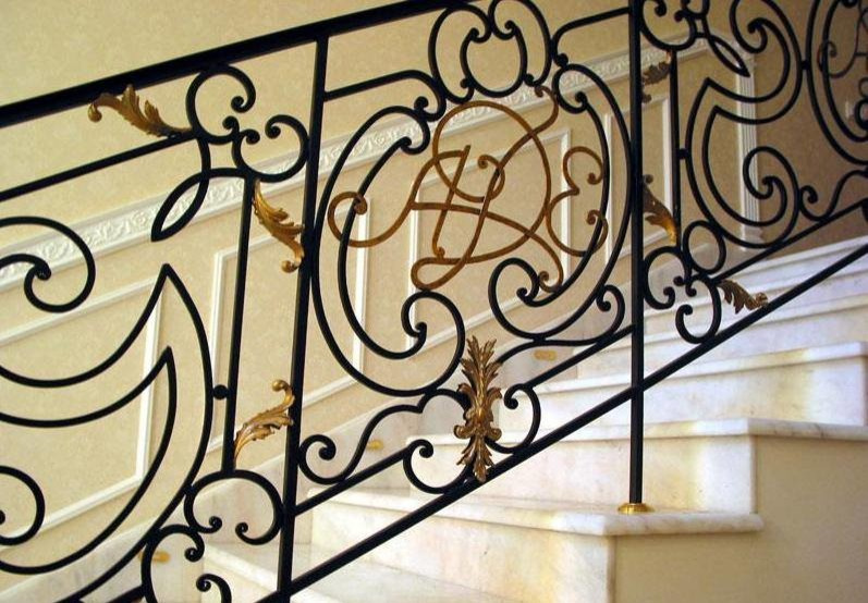 Ограждения лестниц