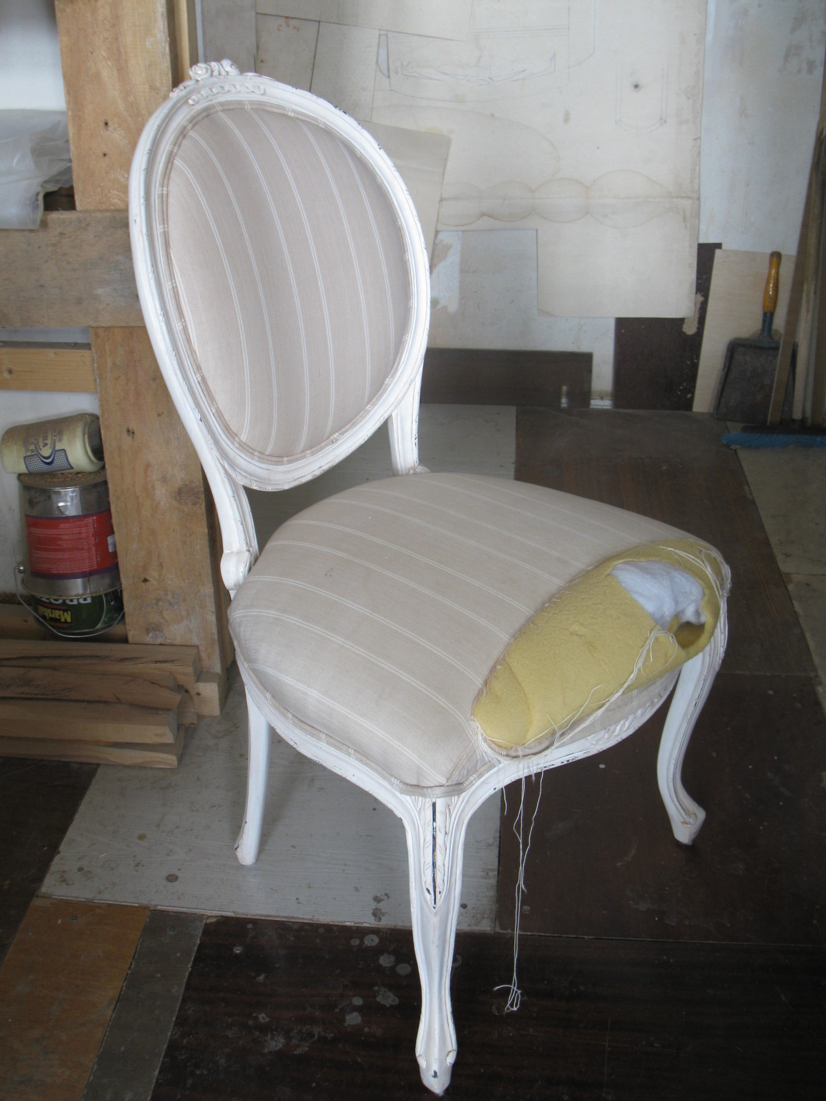 Художественно - декоративные предметы интерьера .