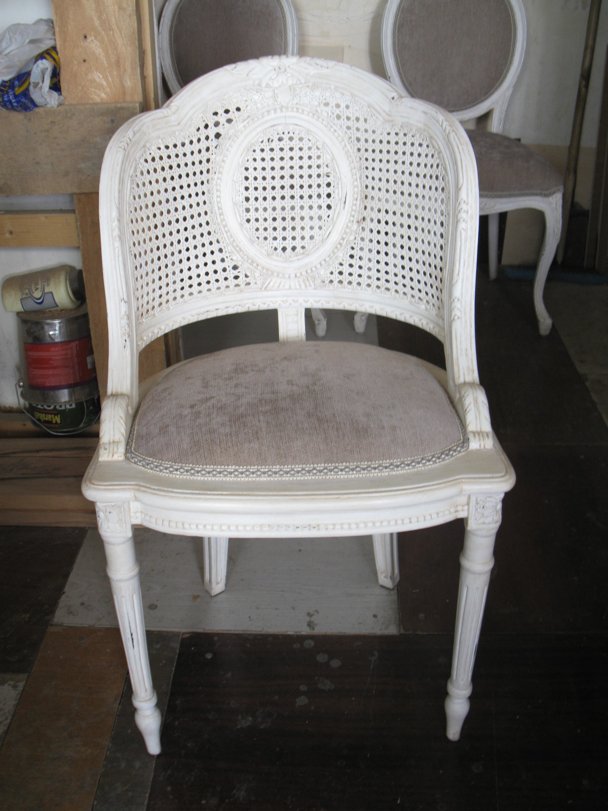 Художественно - декоративные предметы интерьера .