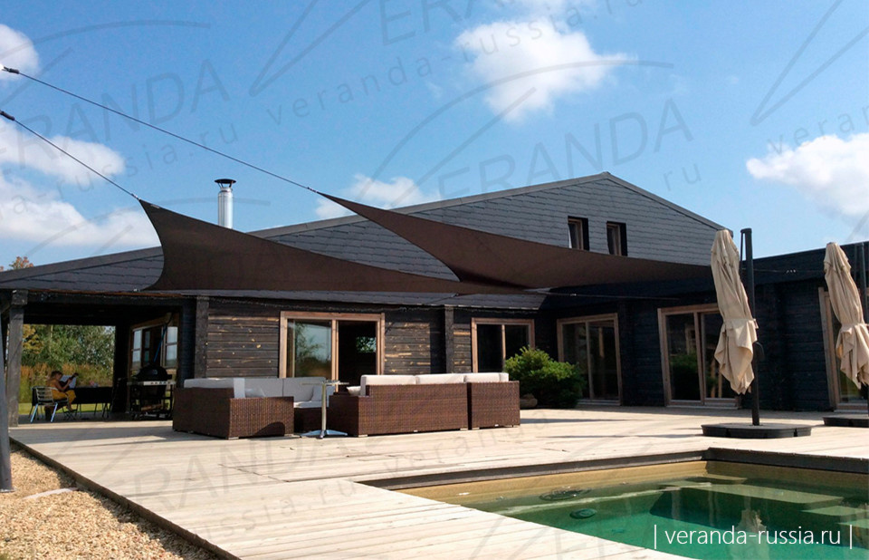 Стильный навес для летней террасы с бассейном