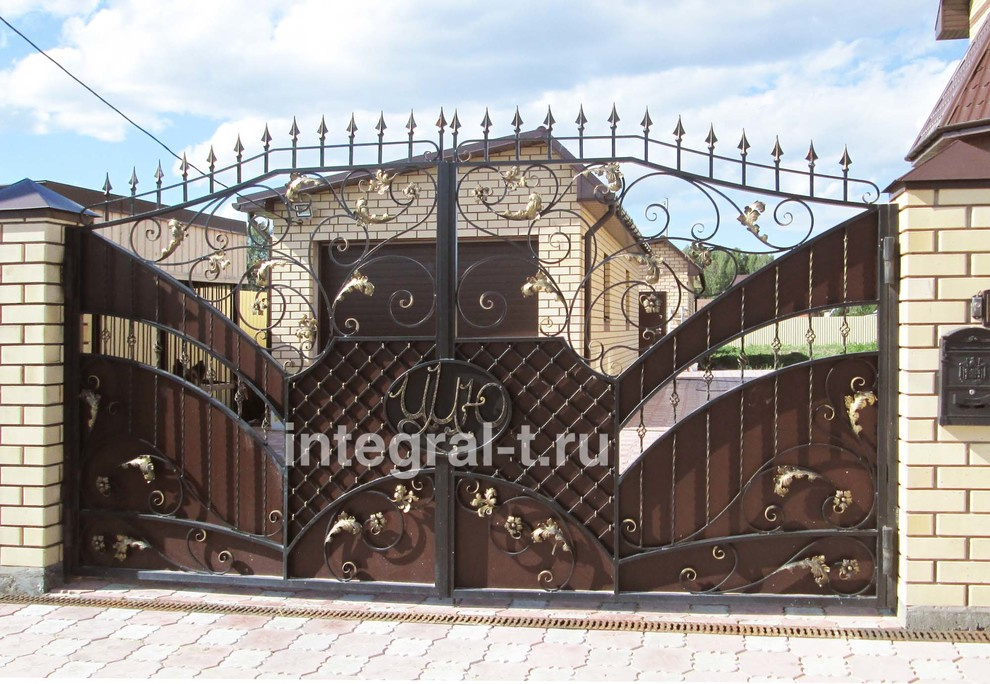 Кованые ворота от предприятия Интеграл
