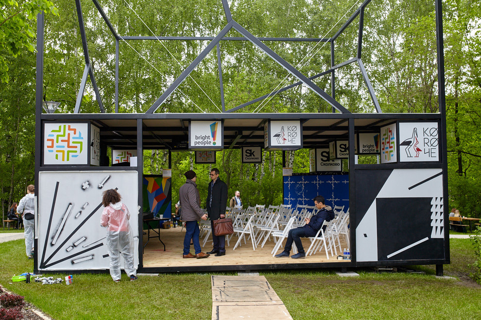 Быстровозводимая металлоконструкция для кинотеатра под открытым небом в Сколково