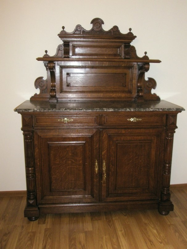 Обложка проекта: Мебель из массива дерева и шпонированная