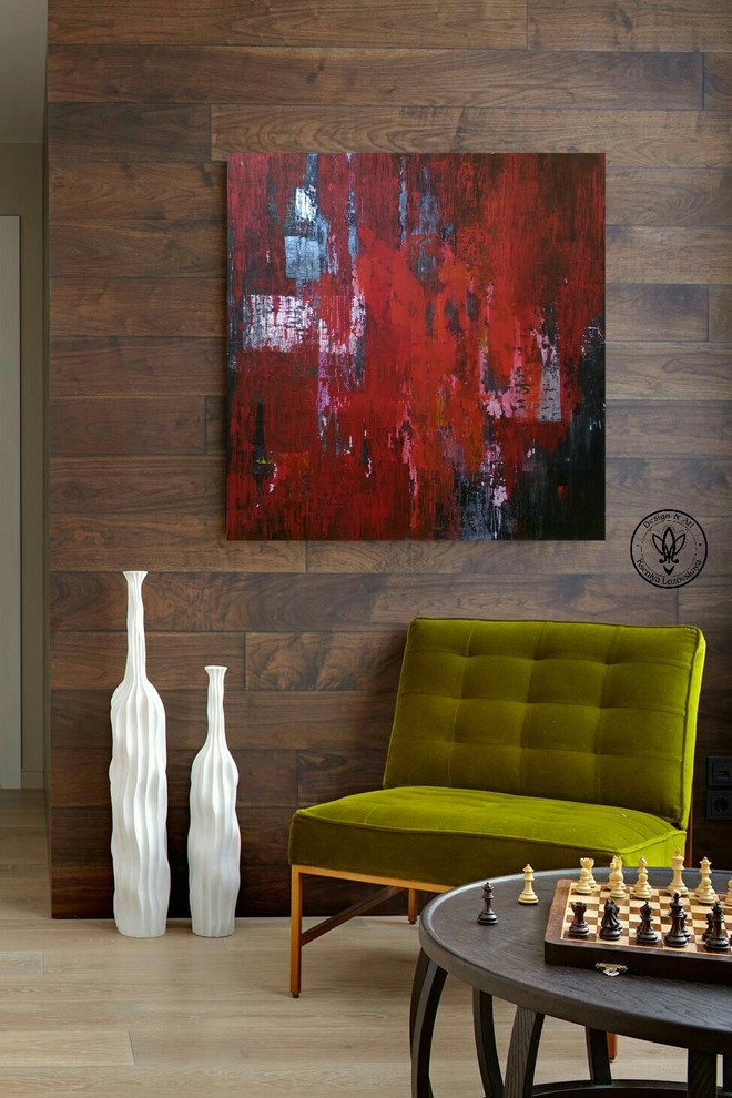 Красная трансформация, абстракция в интерьере