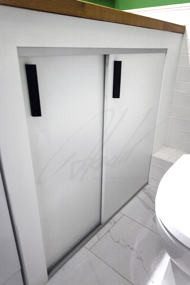 Обложка проекта: Ванная в зеленых тонах