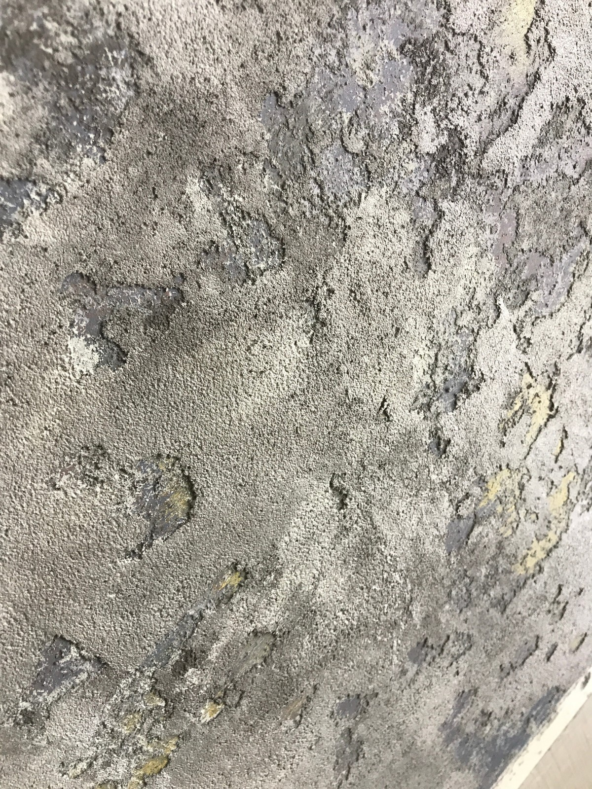 Опираясь на бетон/Drawing on concrete