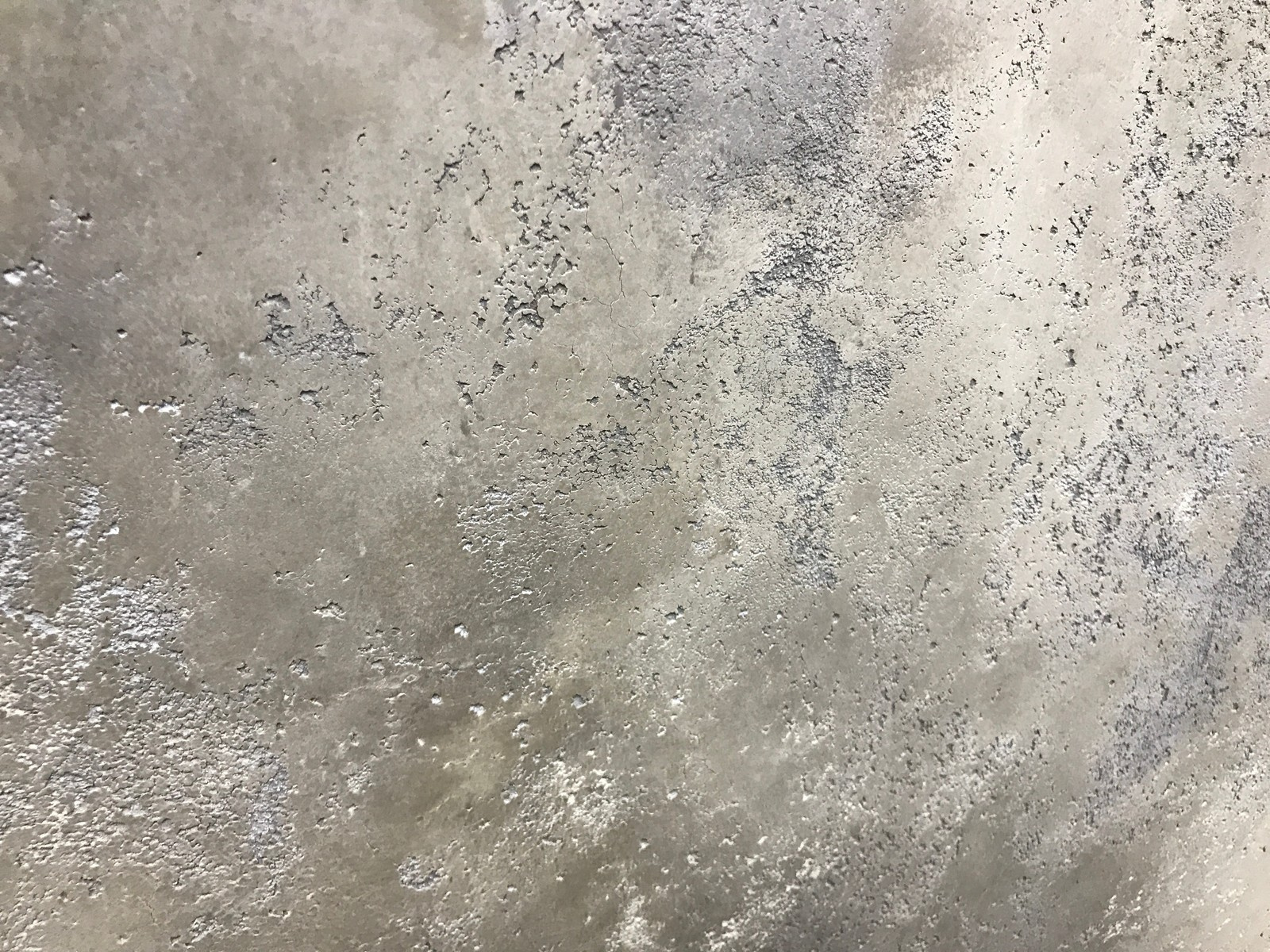 Опираясь на бетон/Drawing on concrete