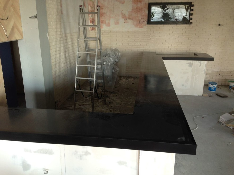 Барная стойка в ресторан "Артист" (г. Туапсе)