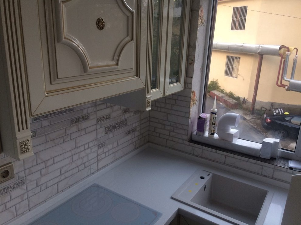 Кухонная столешница из акрилового камня