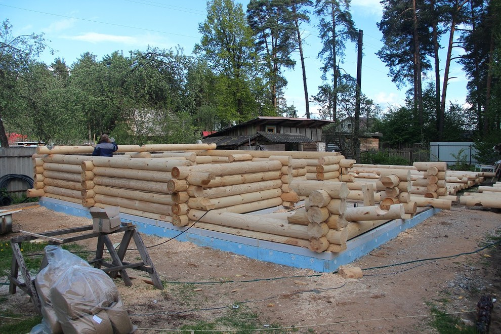 Строительство бани из бревна