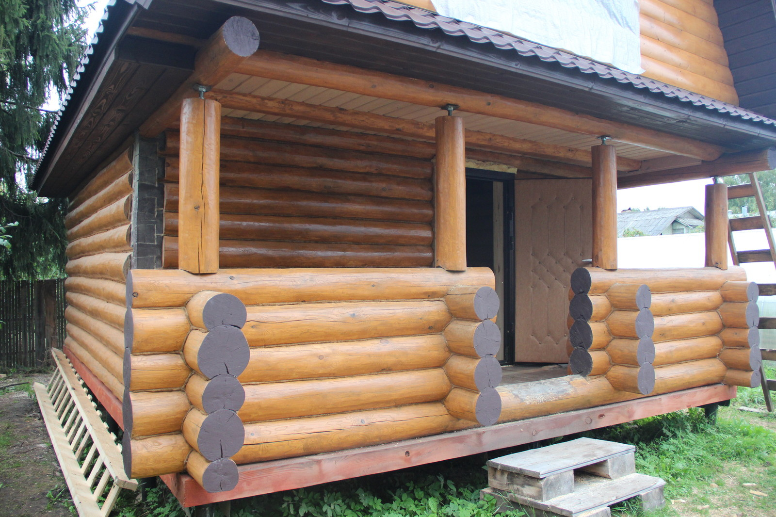 Обложка проекта: Покраска деревянных домов натуральными маслами