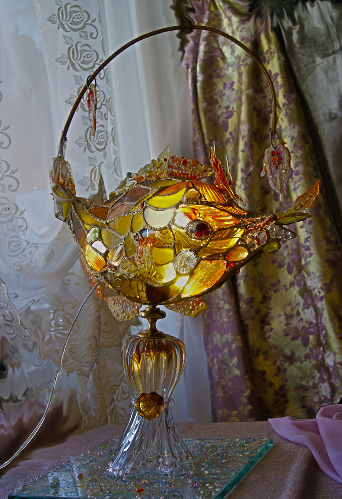 Обьемный витраж-витражные лампы в стиле тиффани.