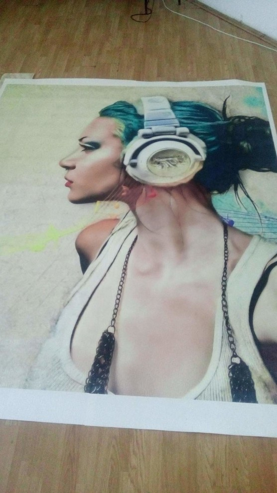 Фотообои для отдела по продаже сотовых телефонов