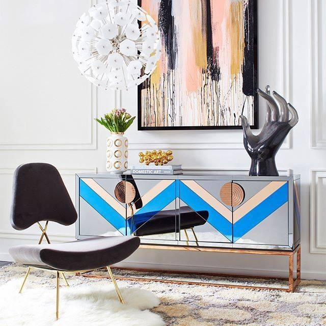 Обложка проекта: Jonathan Adler