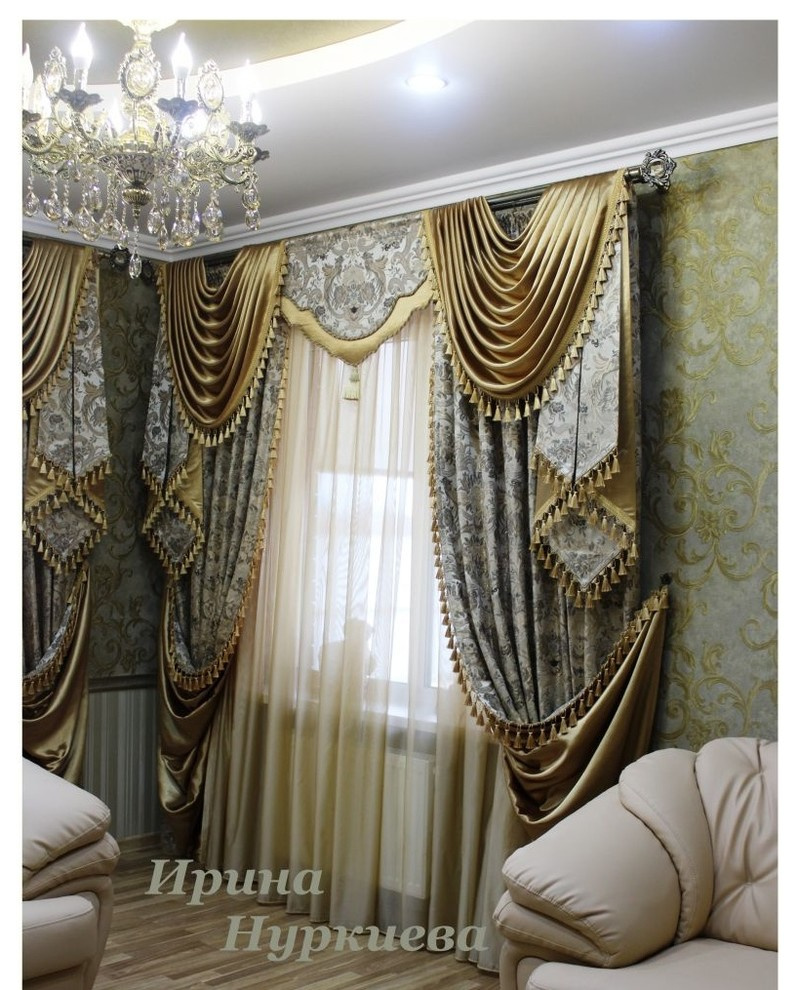 ШЕЛК ЦВЕТА СТАРОЕ ЗОЛОТО - ОТЛИЧНОЕ РЕШЕНИЕ ХОЗЯЕВ ЭТОЙ ГОСТИНОЙ