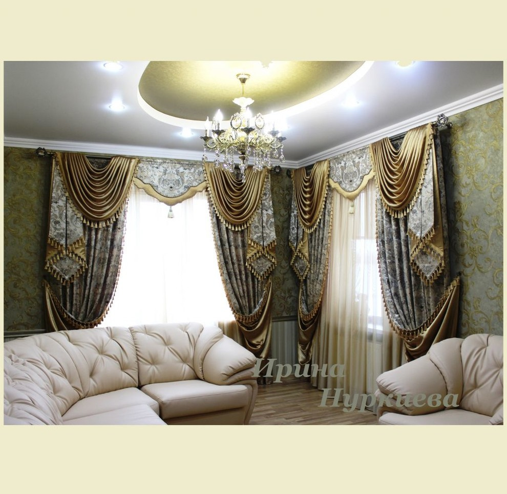 ШЕЛК ЦВЕТА СТАРОЕ ЗОЛОТО - ОТЛИЧНОЕ РЕШЕНИЕ ХОЗЯЕВ ЭТОЙ ГОСТИНОЙ