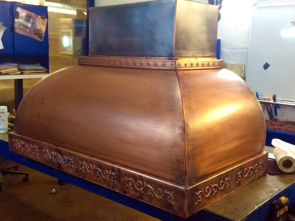 Вытяжные коробы и печные шкаф из меди