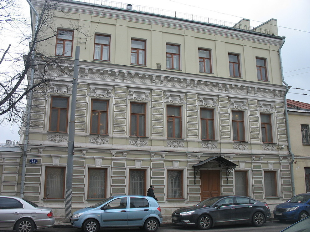 Обогрев кровли и молниезащита
