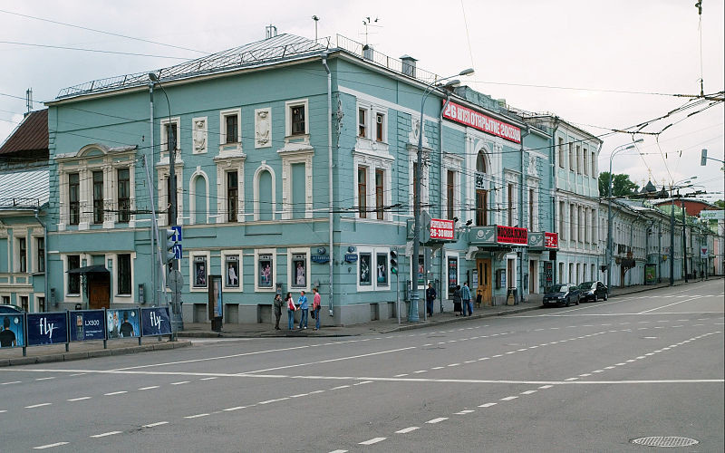 Обогрев кровли и молниезащита