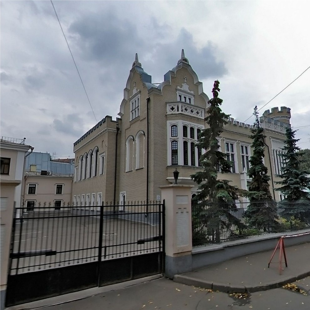 Обогрев кровли и молниезащита