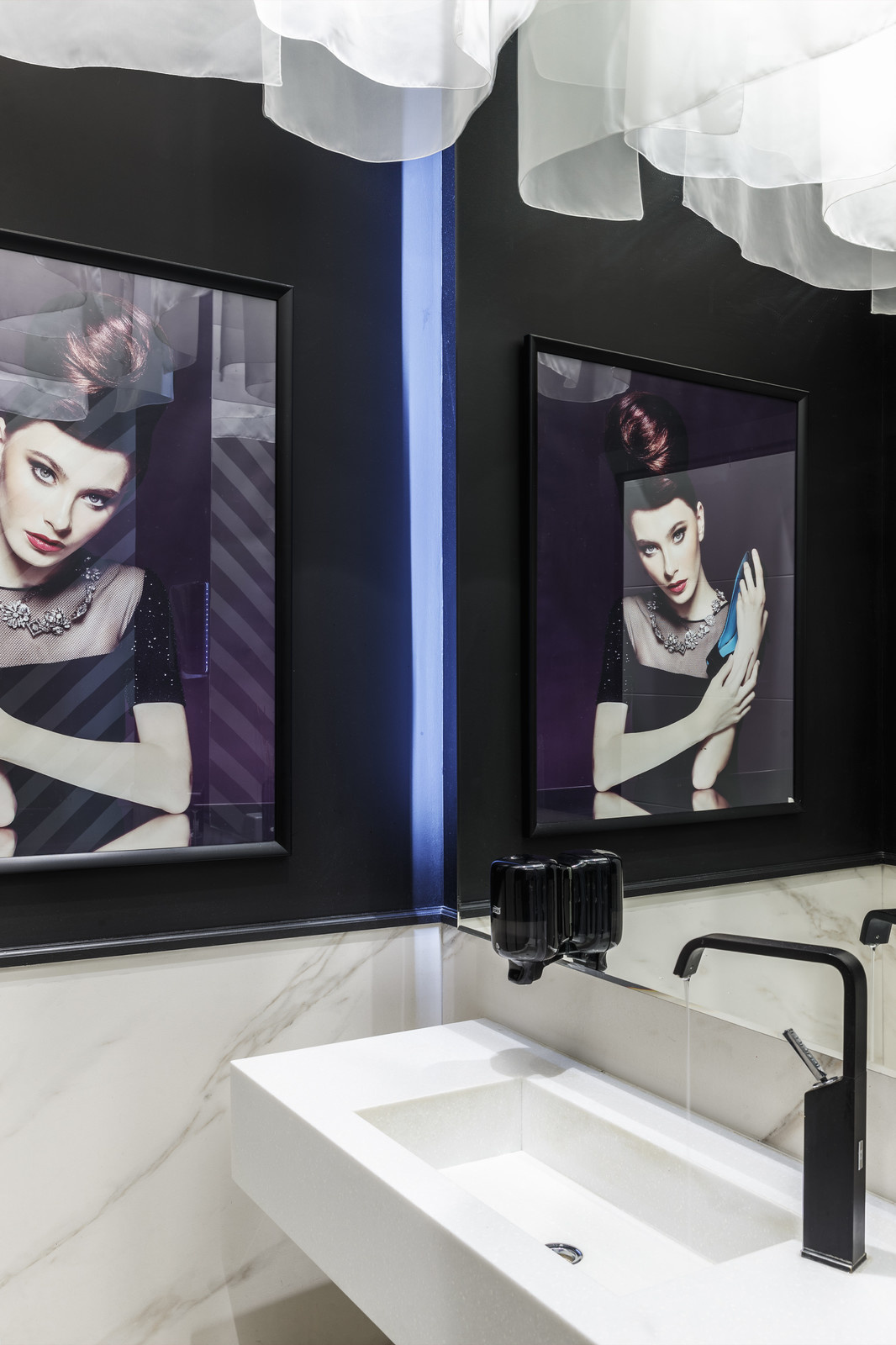 Обложка проекта: Кoфейня Wild Boudoir